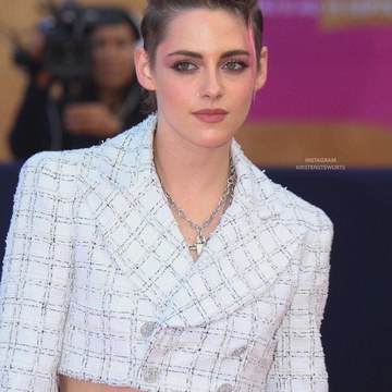 Kristen Stewart - Provocative and Androgynous Shoots in kristenstewurts_3211352692168316599_27501105924.jpg - hidden celebrity photo